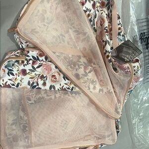 Itzy Ritzy Floral Packing Cubes